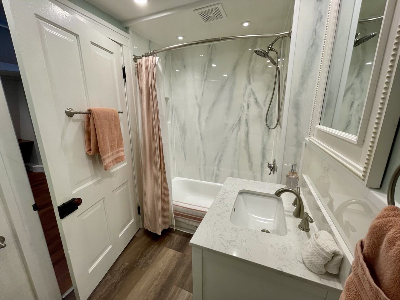 160 1/2 W Mound St #160-1-2 - Photo 5 of 40