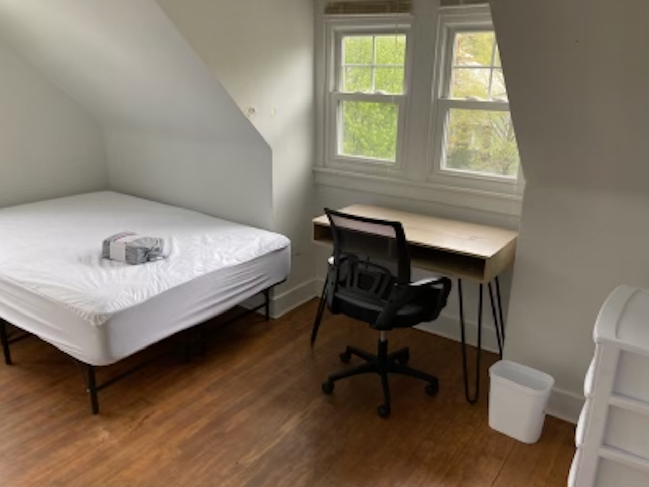 2296 S Overlook Rd #NA - Photo 6 of 8