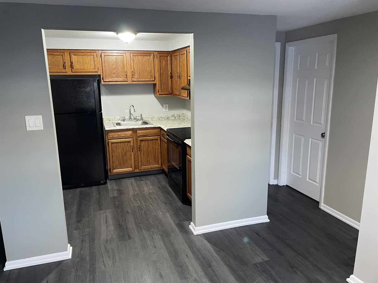380 Minor StreetUnit 4 #380-4 - Photo 3 of 17