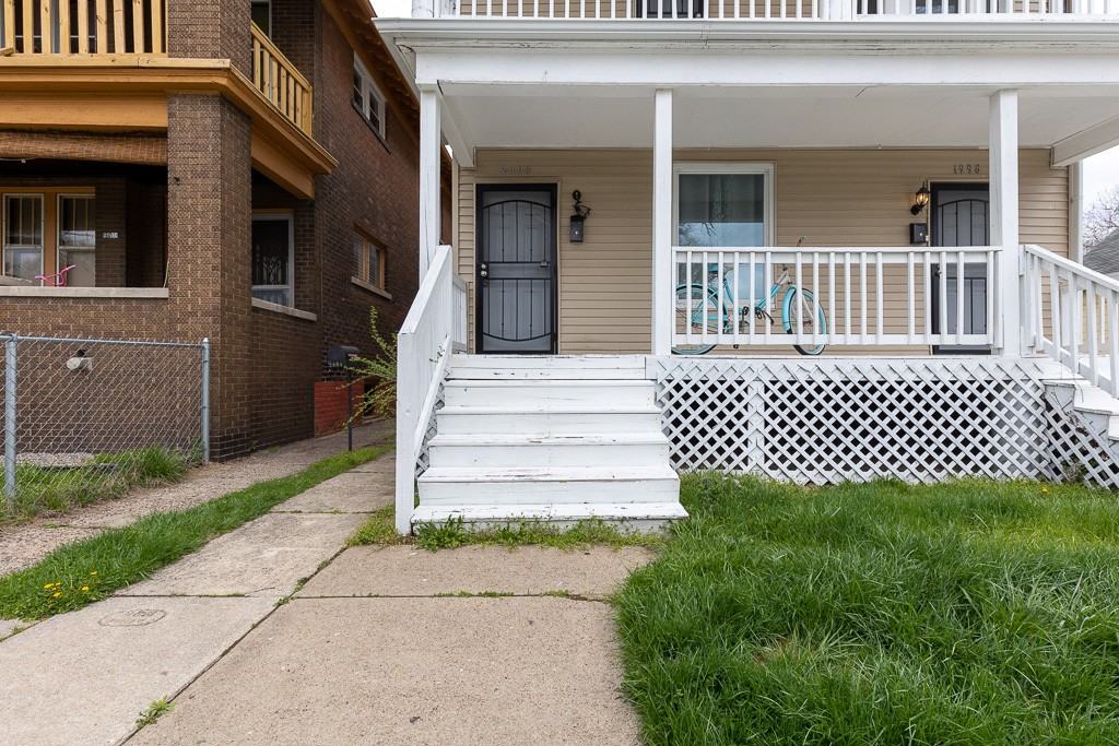 2000 Hubbard Street - Photo 3 of 39