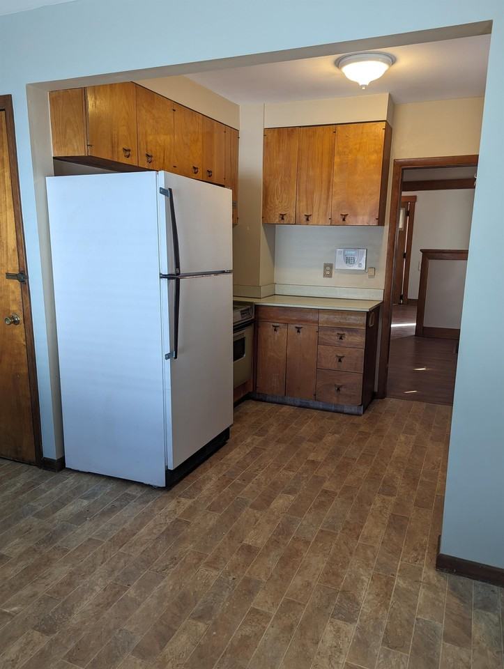 1317 Sw Plass Ave #1 - Photo 7 of 20