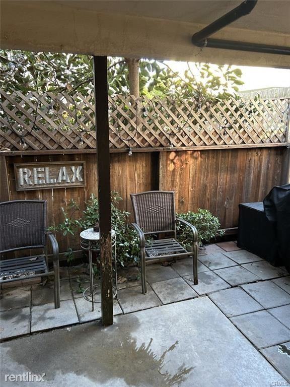 1107 Barbara St #A - Photo 3 of 11