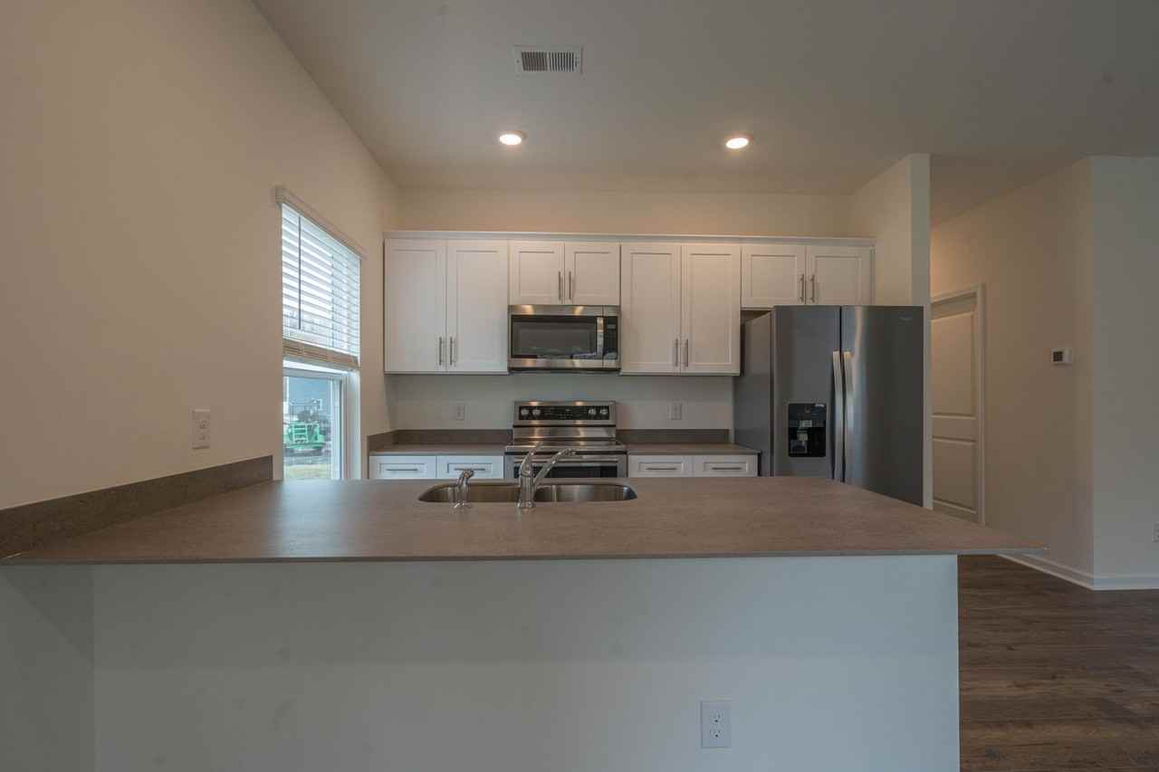 1000 Saylors Pl #1002 - Photo 5 of 27