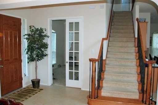 9200 Regal Oaks Dr - Photo 3 of 8