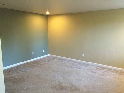 902 52nd St SE #B - Photo 2 of 8