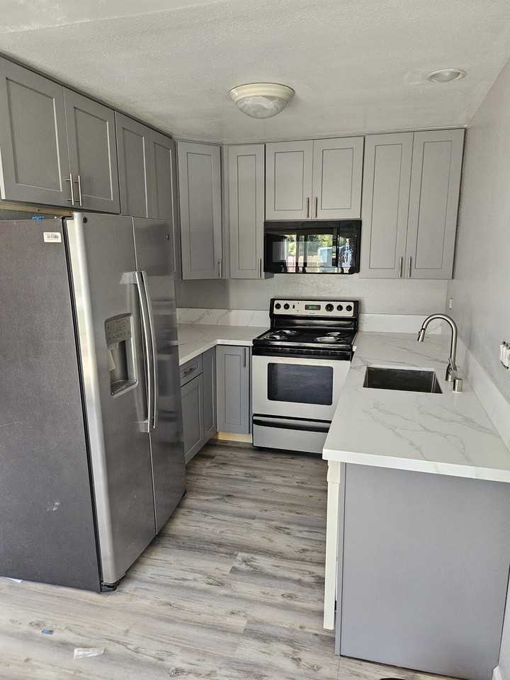 2762 Casey St #NA - Photo 2 of 17