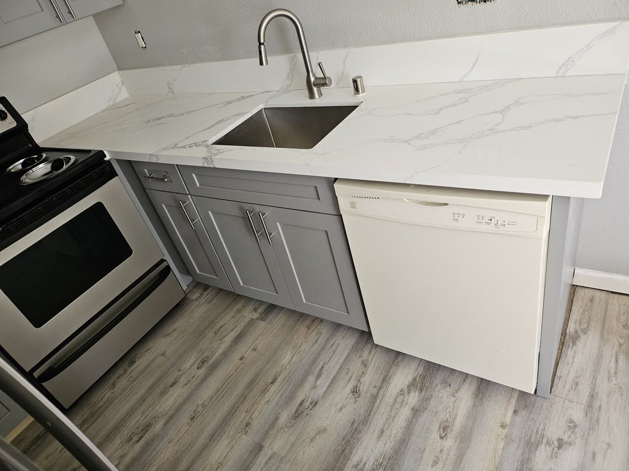 2762 Casey St #NA - Photo 3 of 17