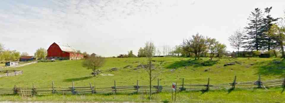 10207 Guelph Line - Photo 2 of 7