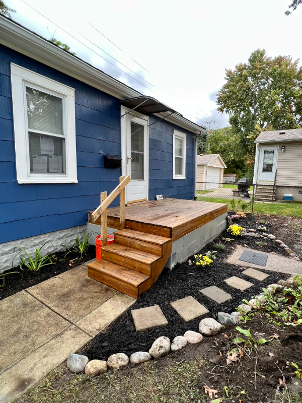 150 W Harry Ave - Photo 3 of 14