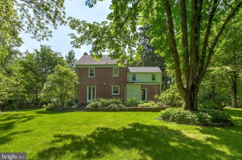 700 Cliveden Rd W - Photo 3 of 29