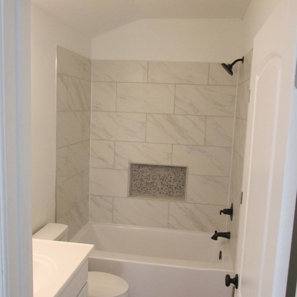 Wilkins Ln #406 - Photo 2 of 16