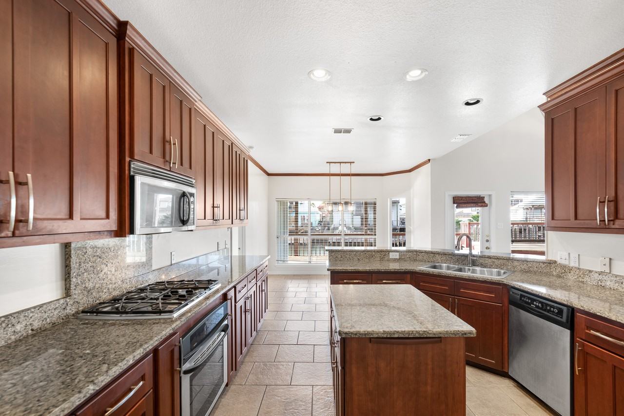 15325 Cartagena Ct #NA - Photo 5 of 20