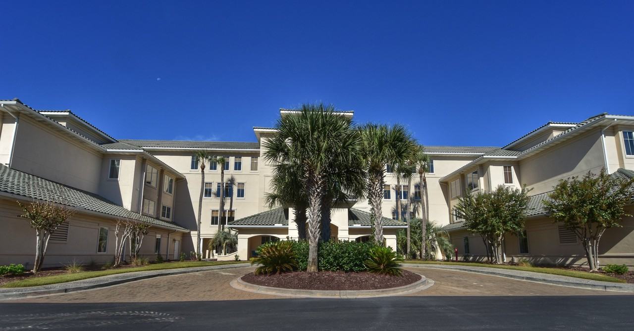 2180 Waterview Dr #1038