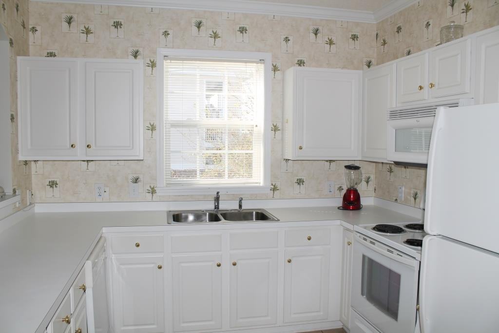 6015 Catalina Dr #625 - Photo 2 of 12