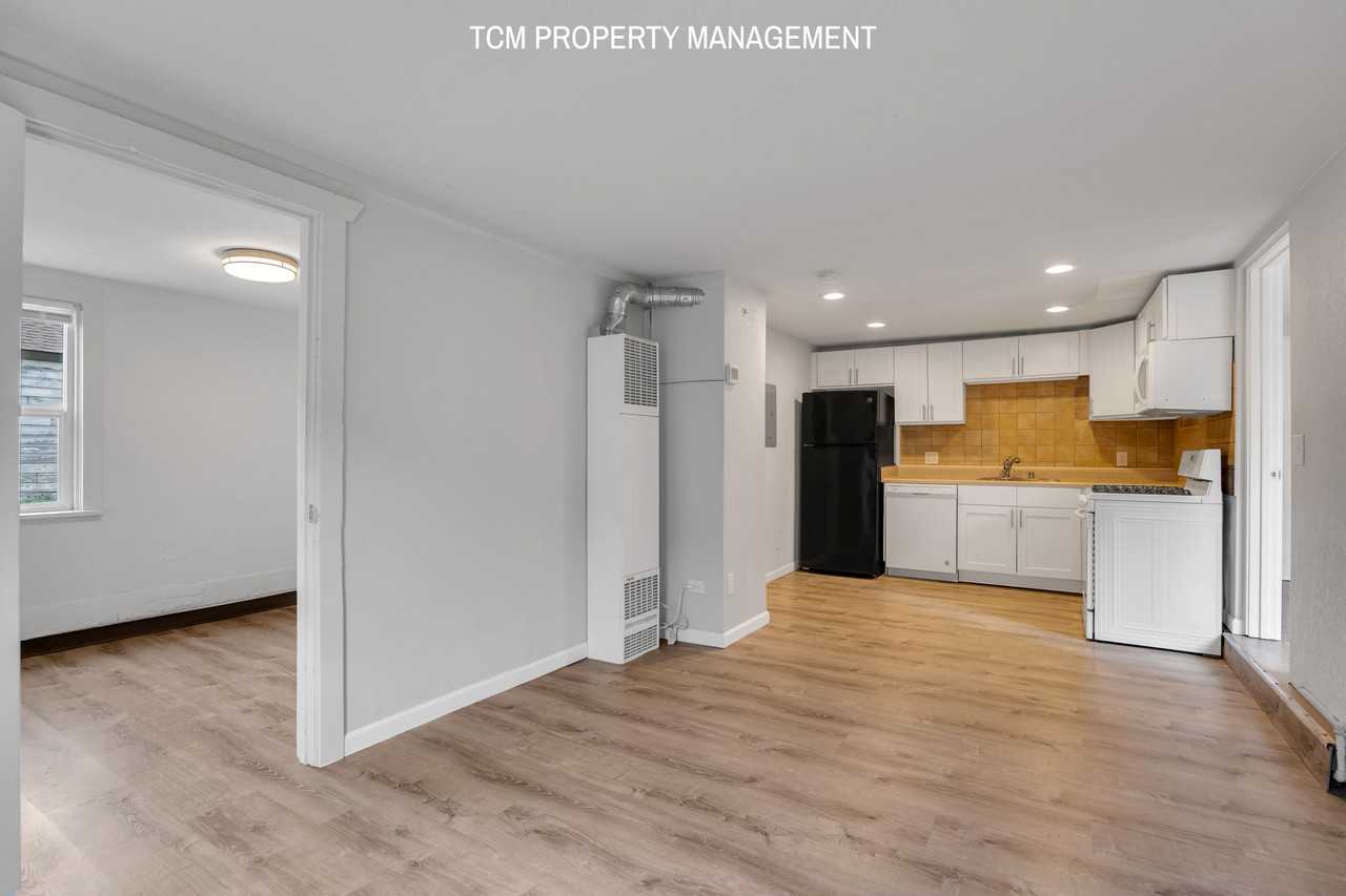 2524 Chestnut St #5 - Photo 4 of 17