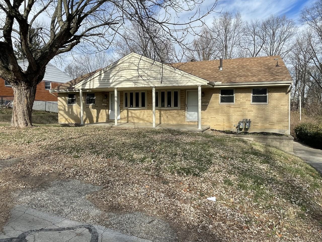4557 E 4th St #NA - Photo 2 of 17
