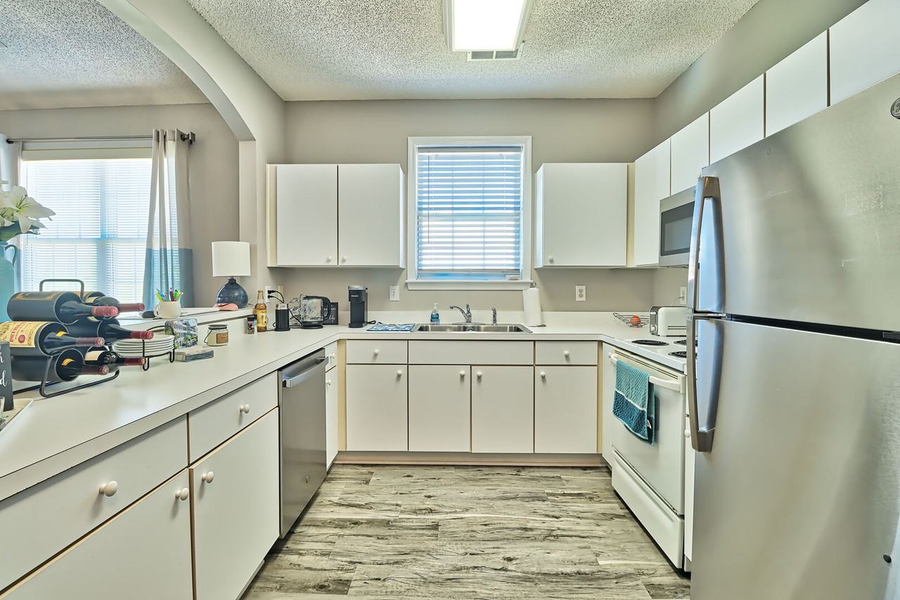 5751 Oyster Catcher Dr #834 - Photo 4 of 26