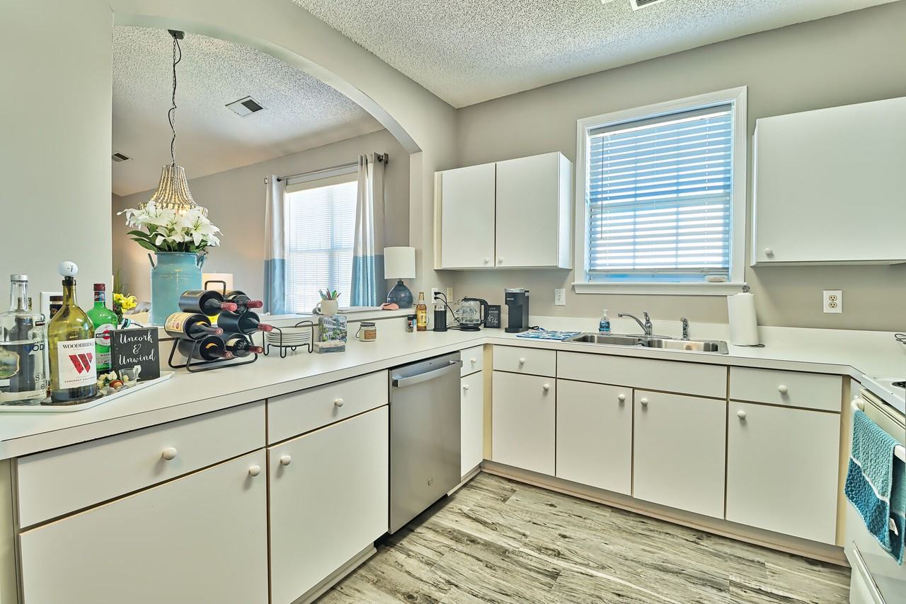 5751 Oyster Catcher Dr #834 - Photo 6 of 26