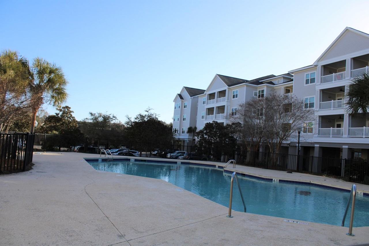 1984 Folly Rd #209A - Photo 6 of 40