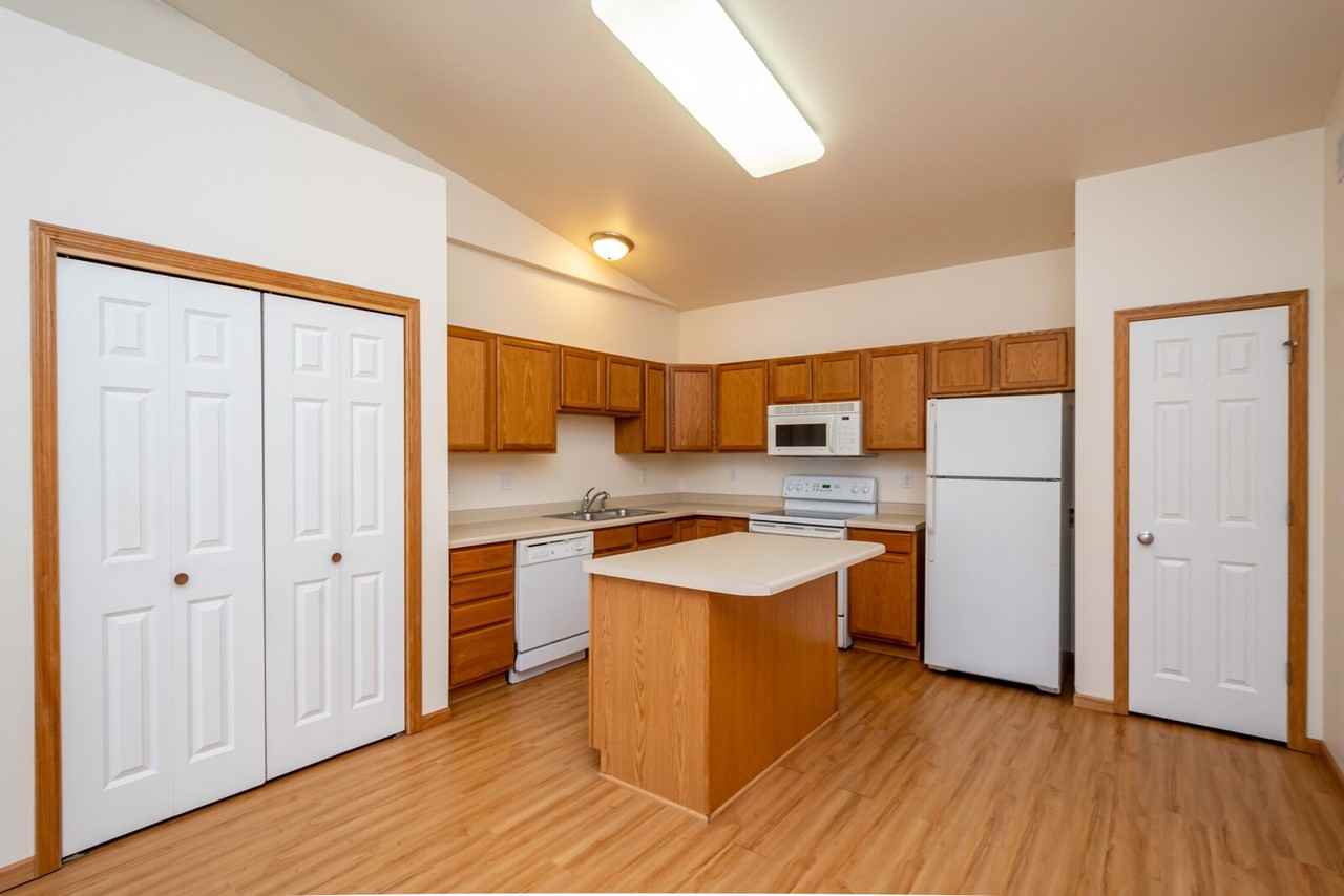 29 Redtail Bnd #30 - Photo 2 of 19