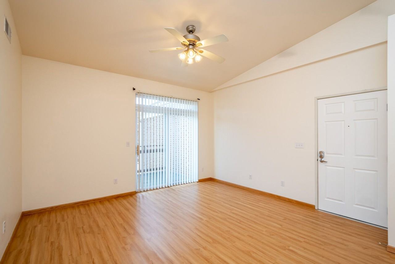 29 Redtail Bnd #30 - Photo 7 of 19