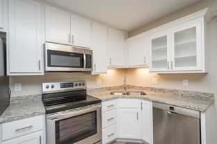 199 6th St #4 - Photo 1 of 1