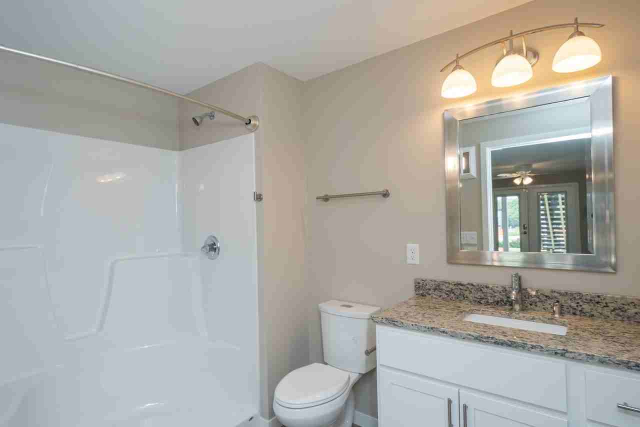 199 6th St #4 - Photo 5 of 15