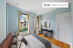 826 9th Ave #B - Photo 1 of 1