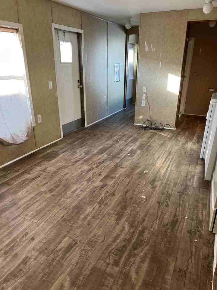 506 33rd Ave Nw - Photo 3 of 7