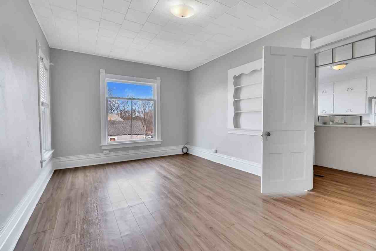 2314 Walnut St - Photo 6 of 21