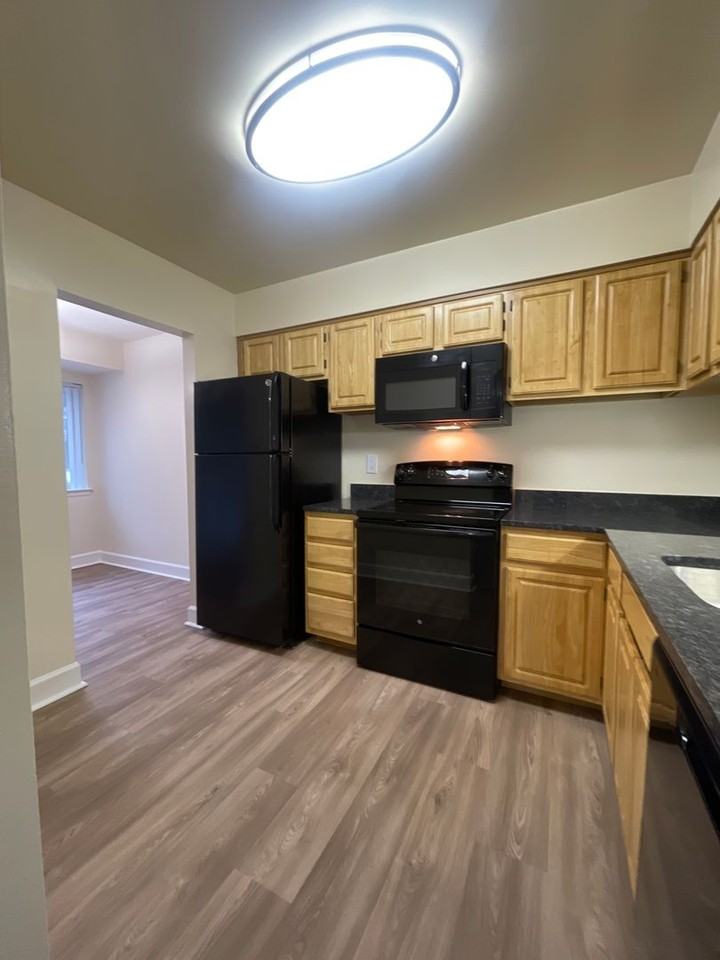 Northgate Apartments - Photo 6 of 18