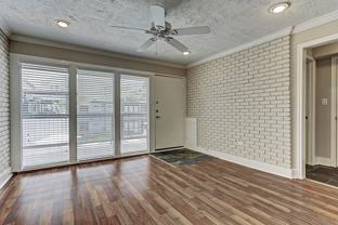 KP Hyde Park - Photo 1 of 1