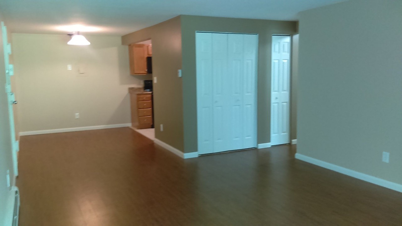 Winkworth Apartment Homes - Photo 6 of 34