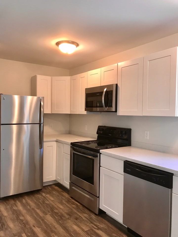 243 Bridge Street - Photo 2 of 17