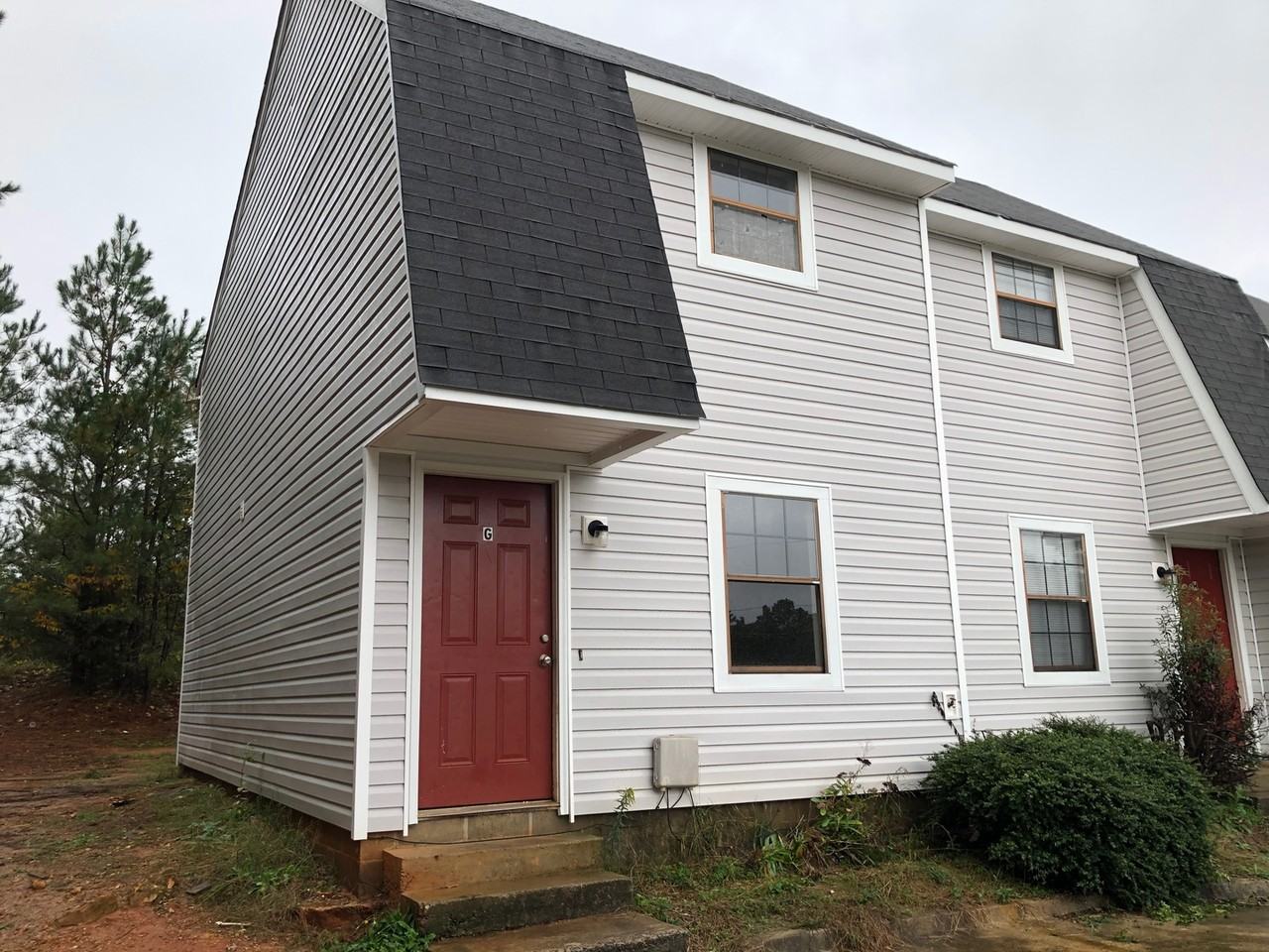 Silver Creek Apartments 7 & 10 Crossridge Drive & 28 Woodberry Drive