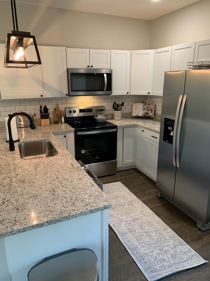 Highway 17 - Photo 3 of 4