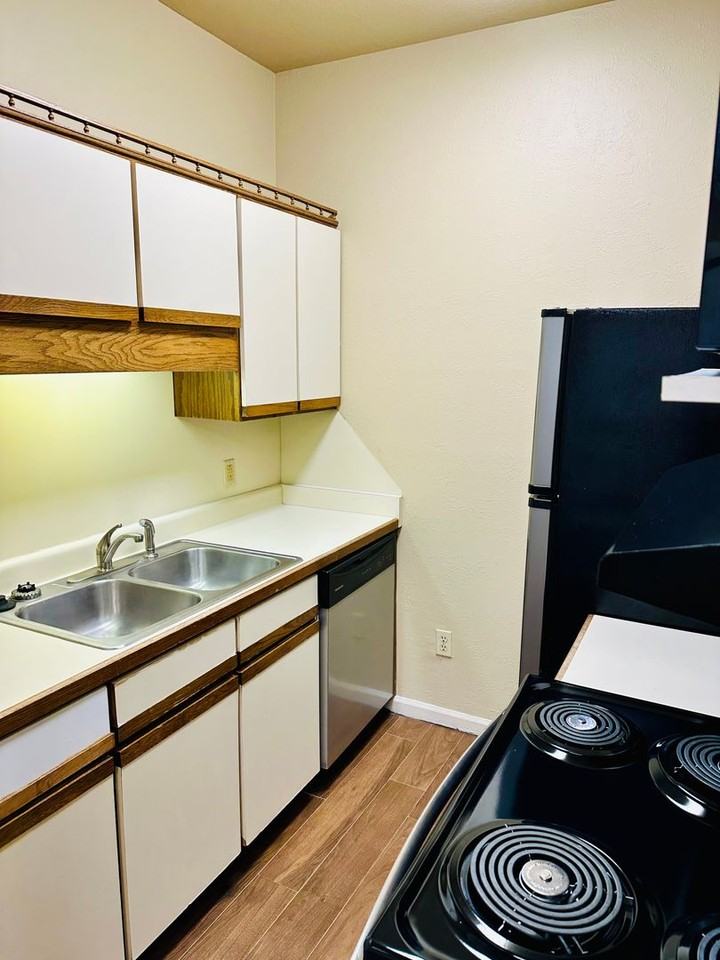 Seven Oaks Apts Apartments 1706 Bittle St, Jonesboro, AR 72401 Zumper