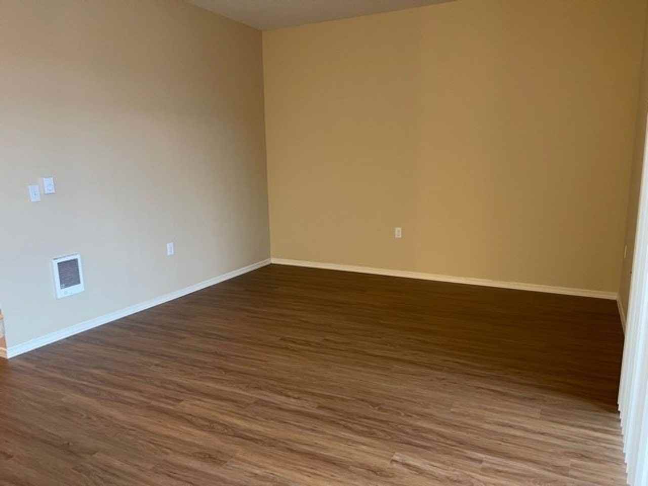 134-Valley Pointe Apartments - Photo 6 of 23