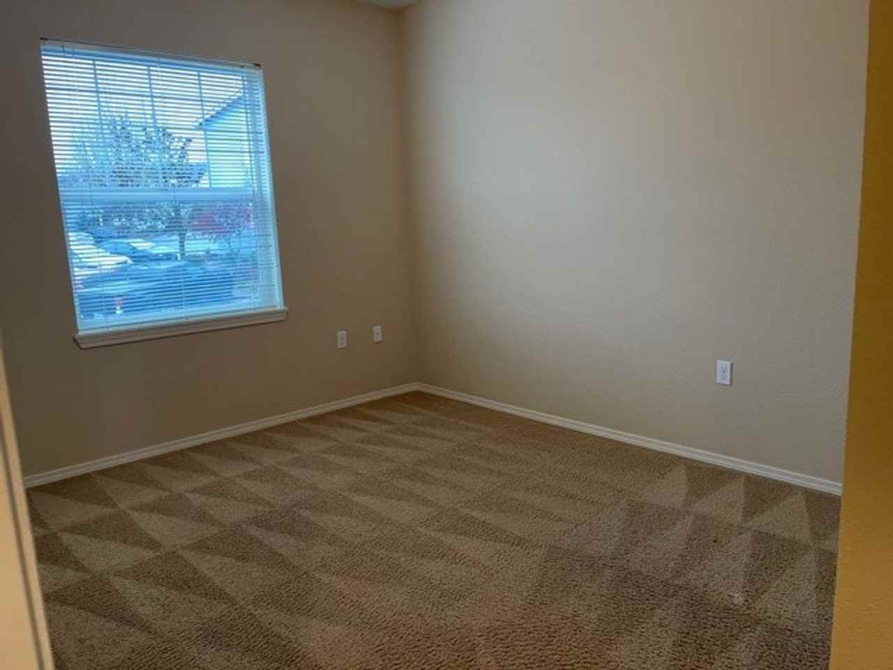 134-Valley Pointe Apartments - Photo 7 of 23