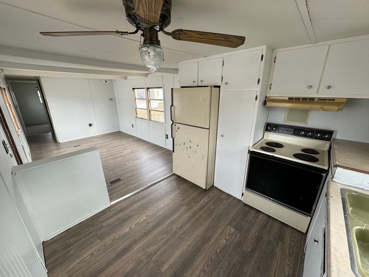 Parkview Terrace - Photo 2 of 9