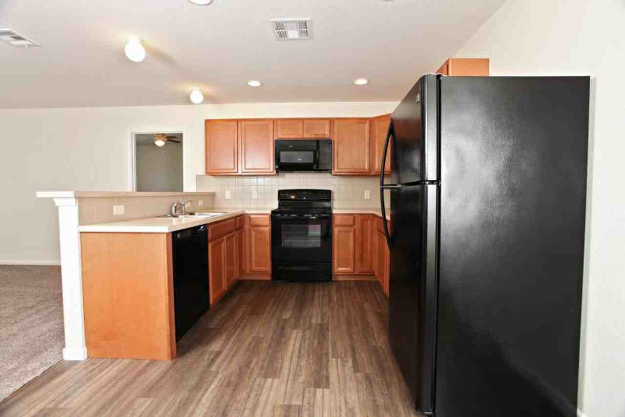 Cottonwood Crossing - Photo 2 of 45