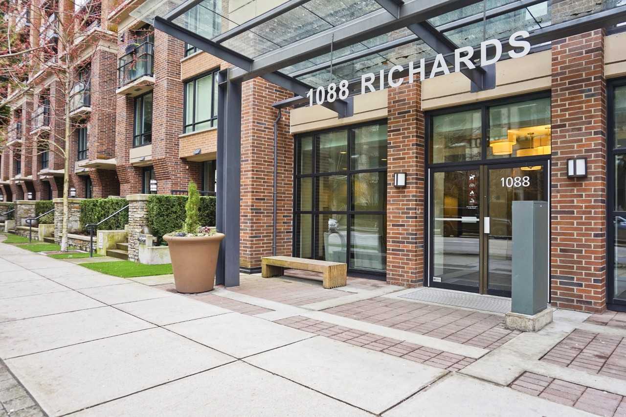 1088 Richards Street #515 - Photo 2 of 13