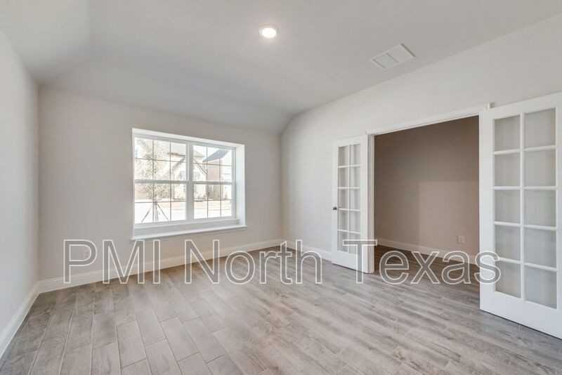 309 Amenduni Ln - Photo 3 of 20