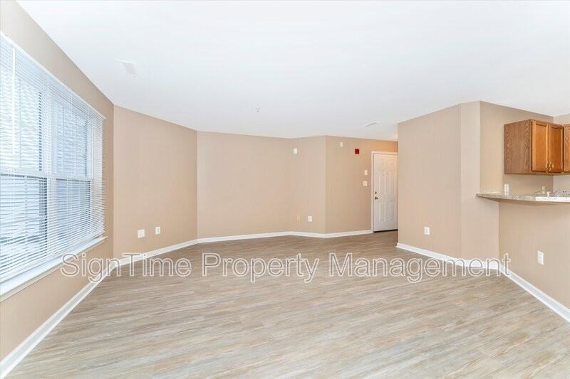 2007 Starlight Ln #2D - Photo 3 of 30