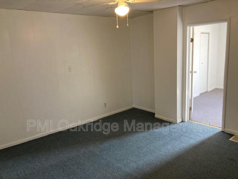 39 E Park St #A - Photo 3 of 7