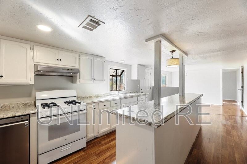 3460 E Colorado Dr - Photo 2 of 24