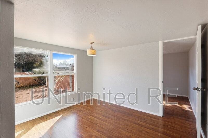 3460 E Colorado Dr - Photo 6 of 24