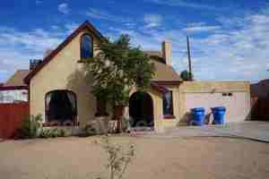 featured image of 2227 N 24th Pl #4