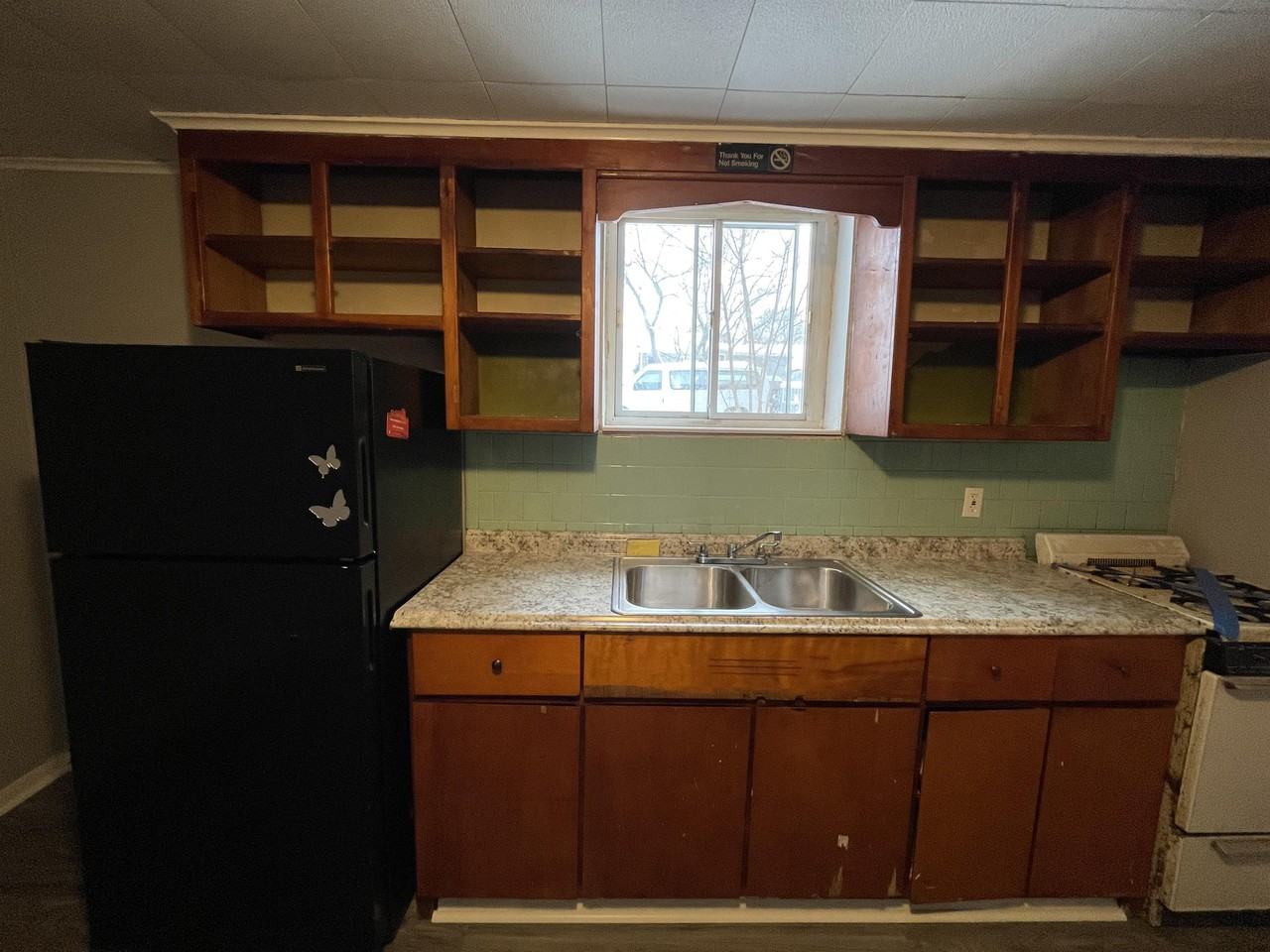 335 Buffalo Street - Photo 3 of 6