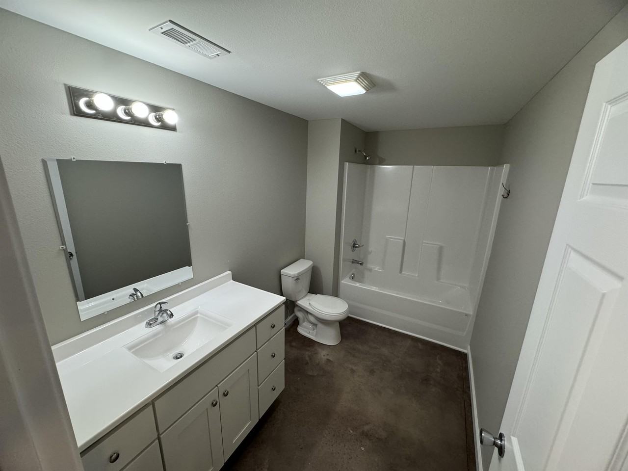 215 Cane Creek Lane - Photo 2 of 7